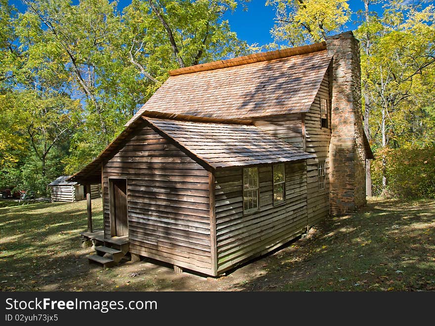 Pioneer house on Cades Cove trail