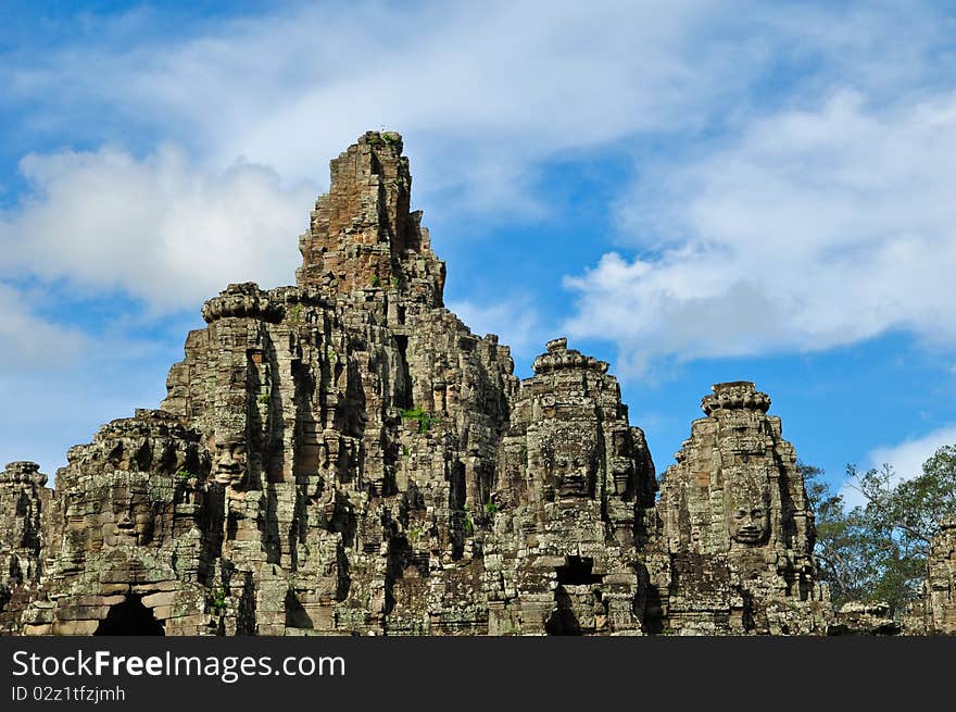 Entrance to Angkor thom