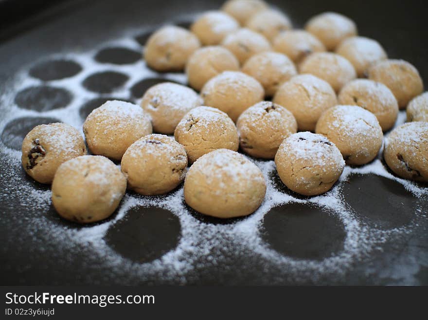 Cookies on the Iron stand with sugar