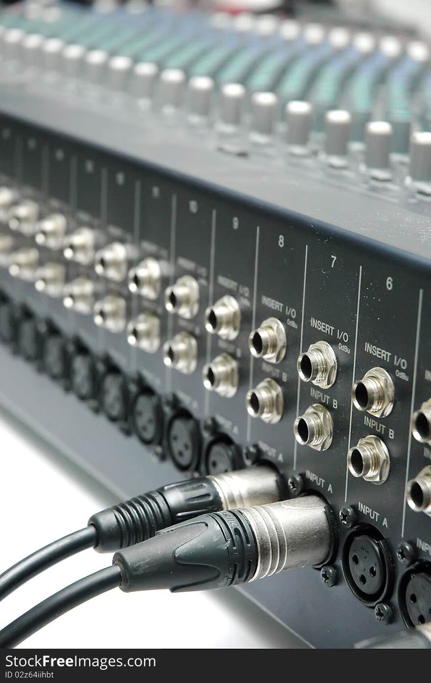 Connector Signal Sound Mixer