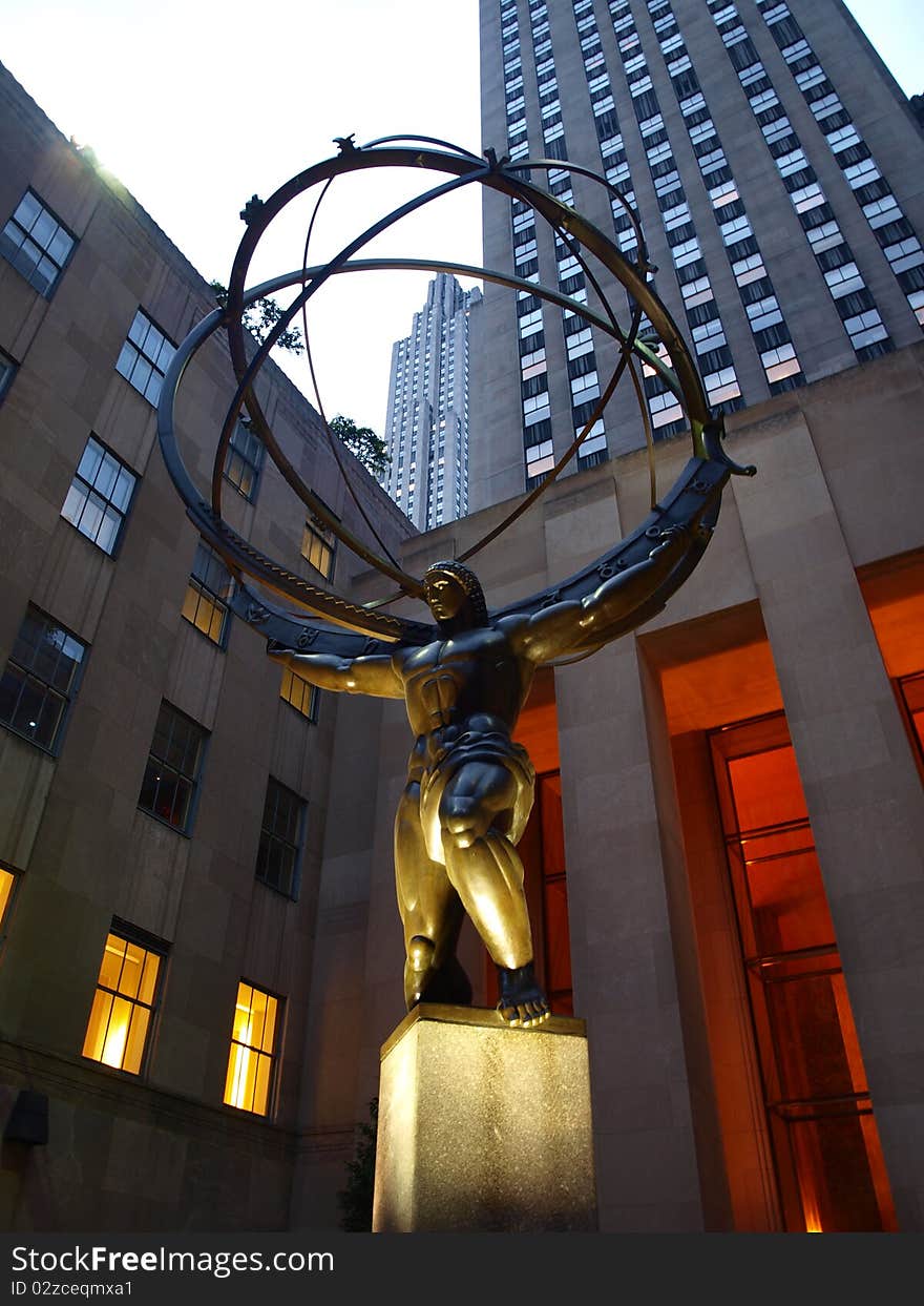 Rockefella Center Statue