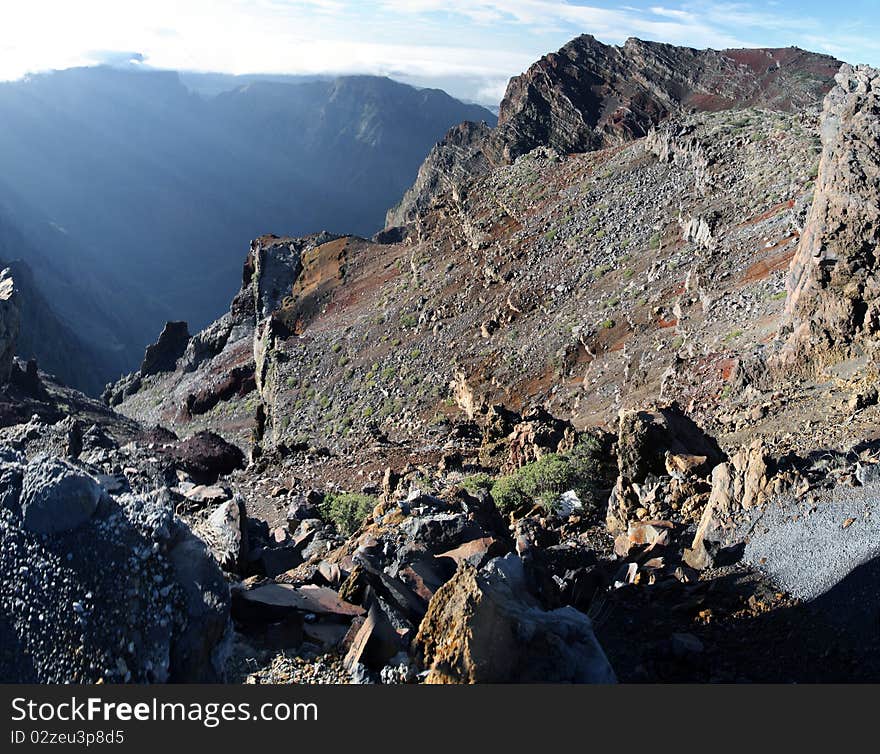 The crater of Taburiente, as seen from above the ridge. The crater of Taburiente, as seen from above the ridge.