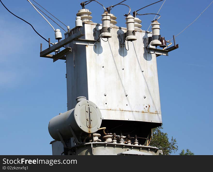 The electric transformer