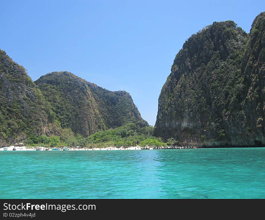 Ko Phi Phi Leh Beach