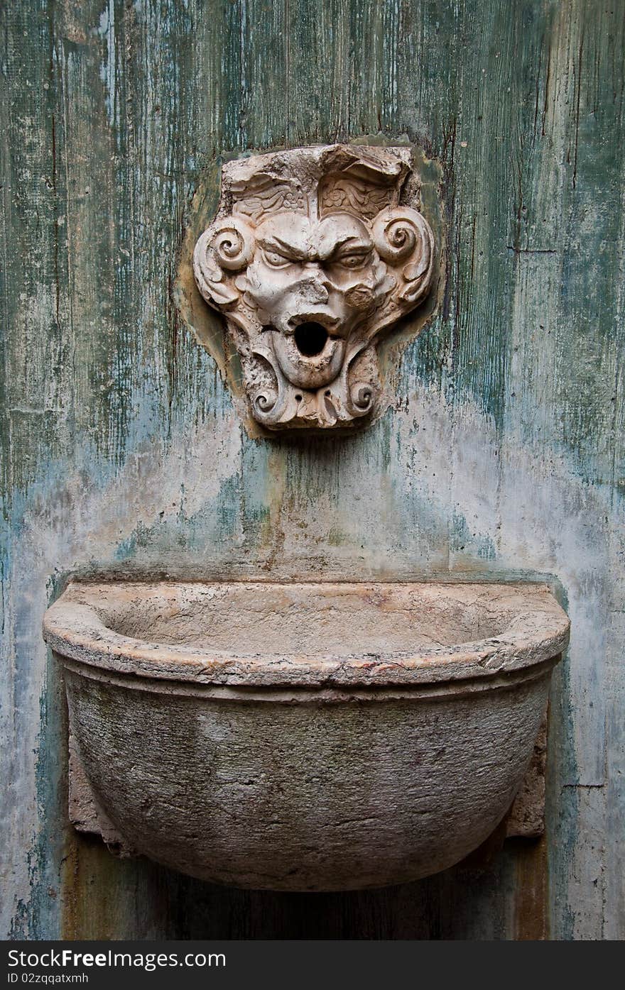 Fountain in Saint George Castle, Lisbon, Portugal. Fountain in Saint George Castle, Lisbon, Portugal.