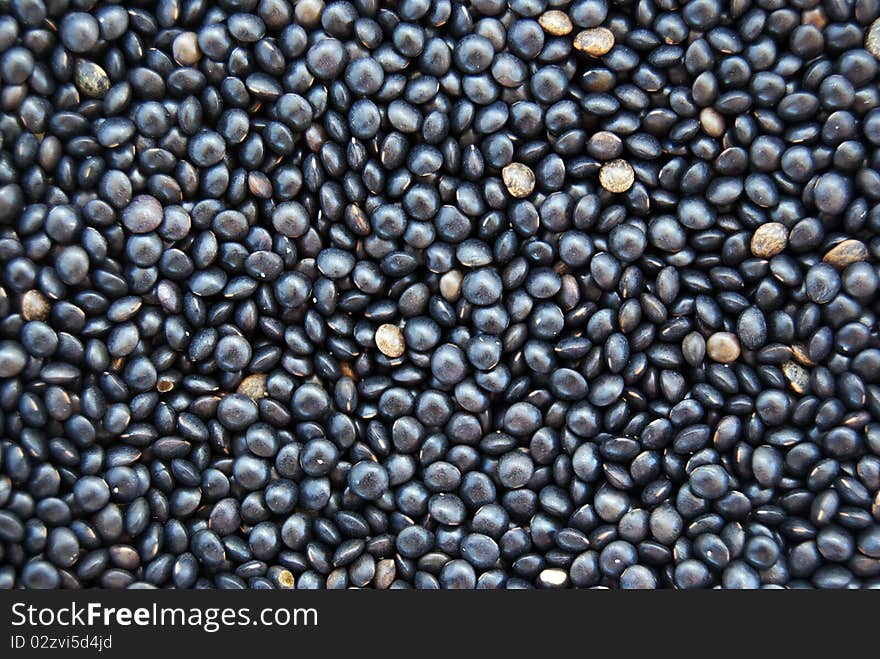 Black lentils