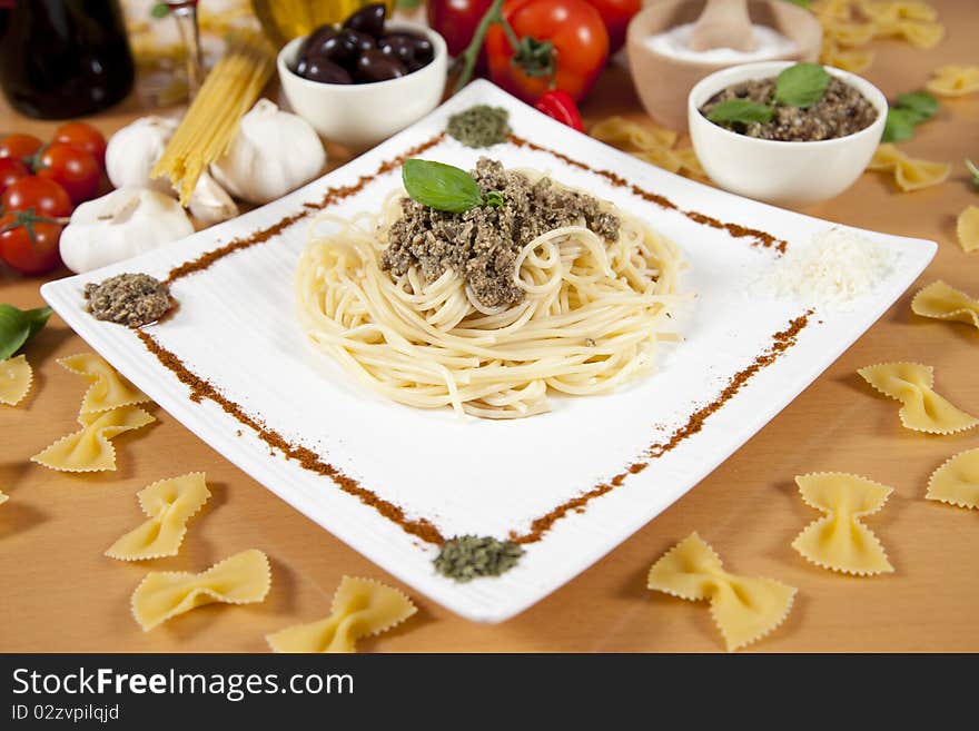 Delicious pasta with pumpkin pesto