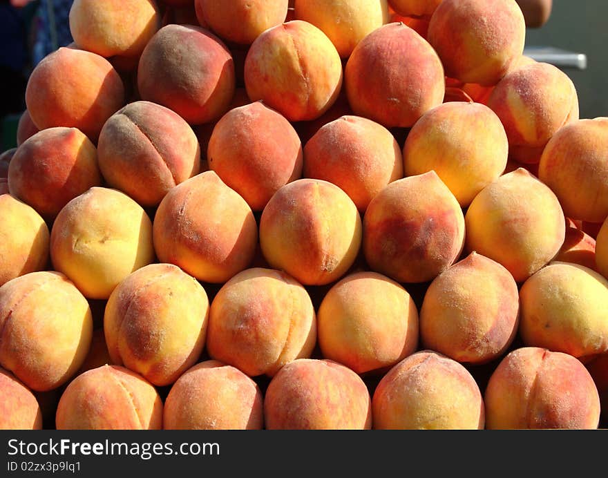 Juicy, fresh peaches are on the table