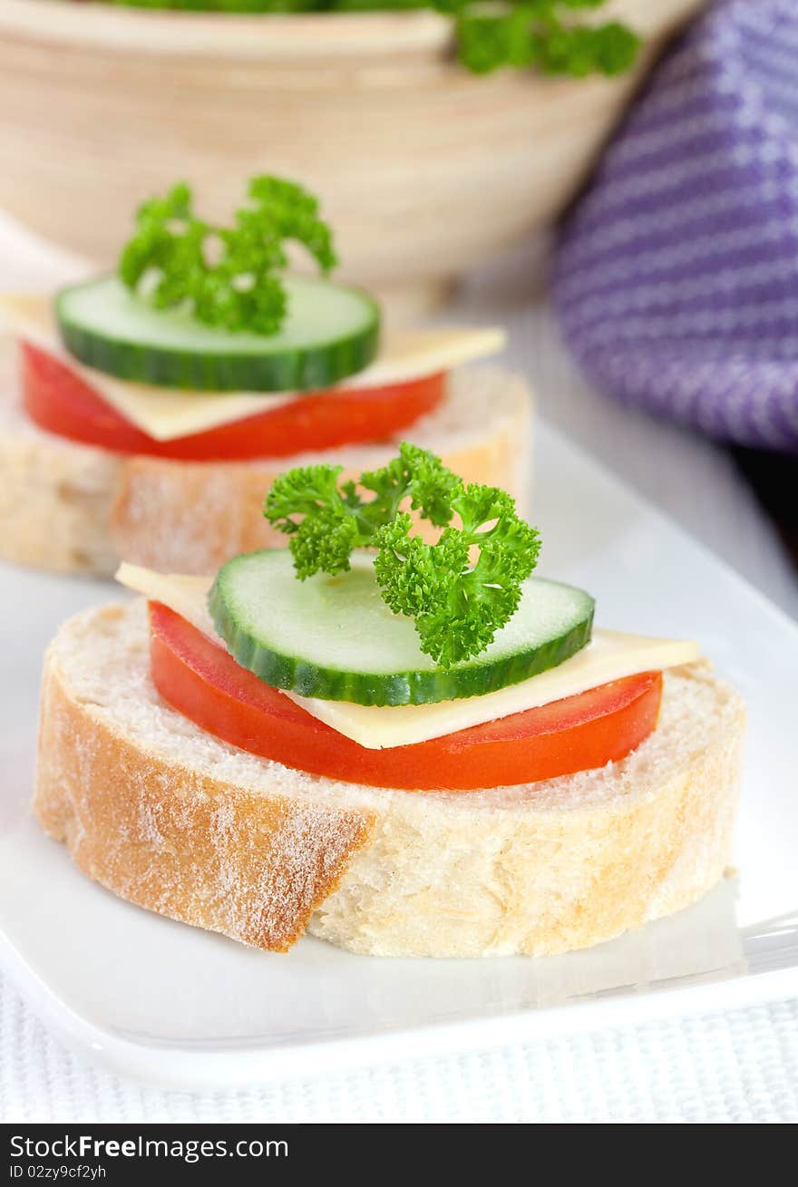 Baguette with tomato and cheese