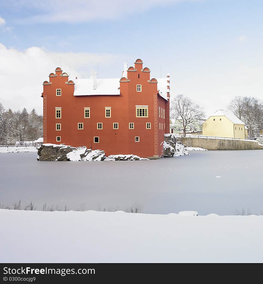 Cervena Lhota Castle