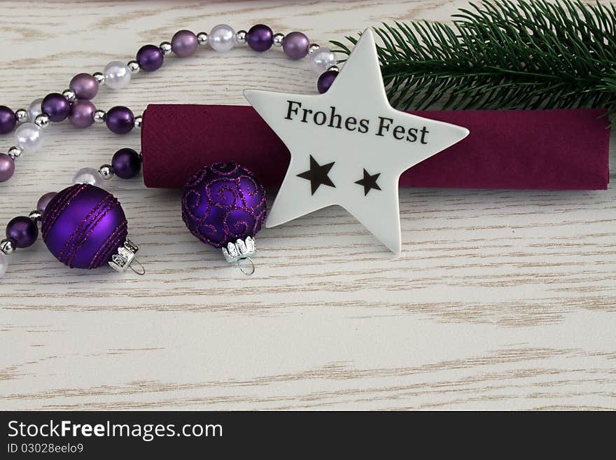 Napkin ring with the words Frohes Fest