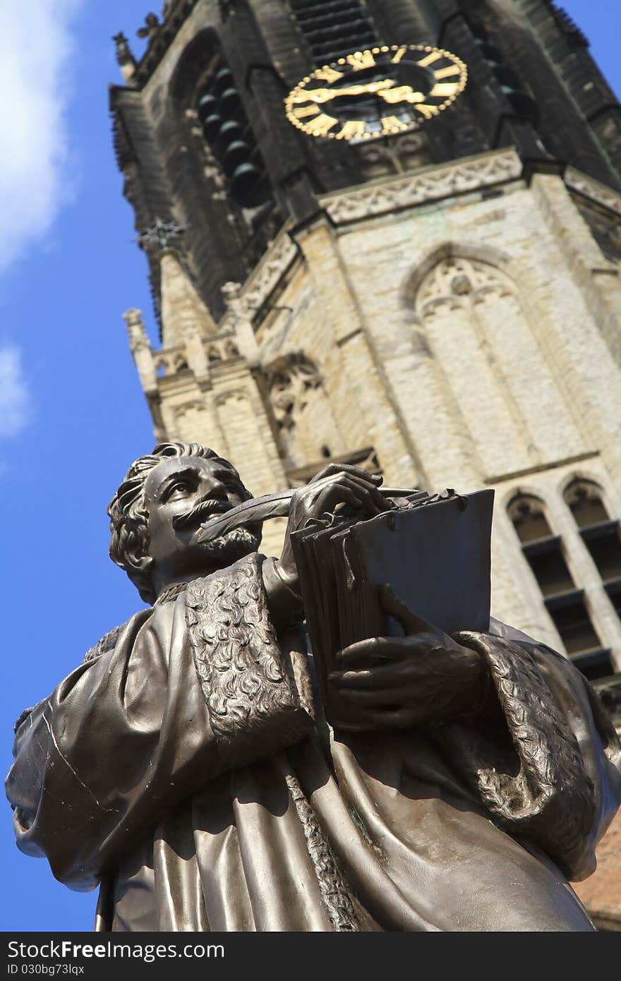 Statue od Hugo de Groot before the new Church in delft, Holland