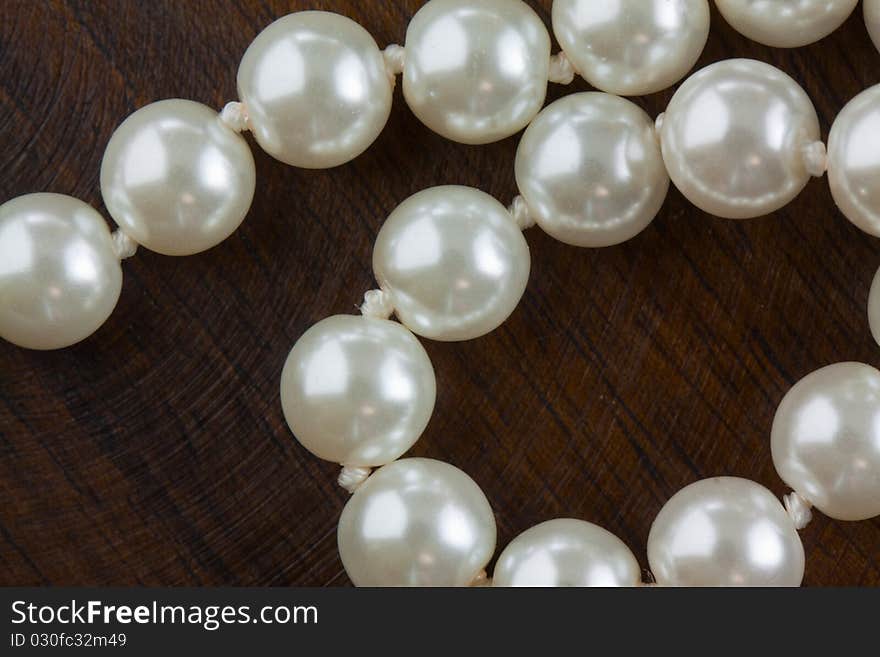 Pearls in the wooden box