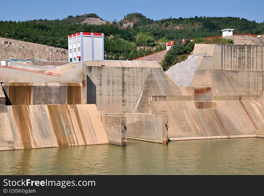 Water electricity plant on yellow river in China, as big construction made by concrete built beside yellow river, composed by plant buildings and water dam. Water electricity plant on yellow river in China, as big construction made by concrete built beside yellow river, composed by plant buildings and water dam.