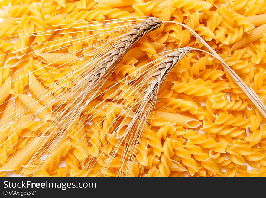 Pasta and ear of wheat