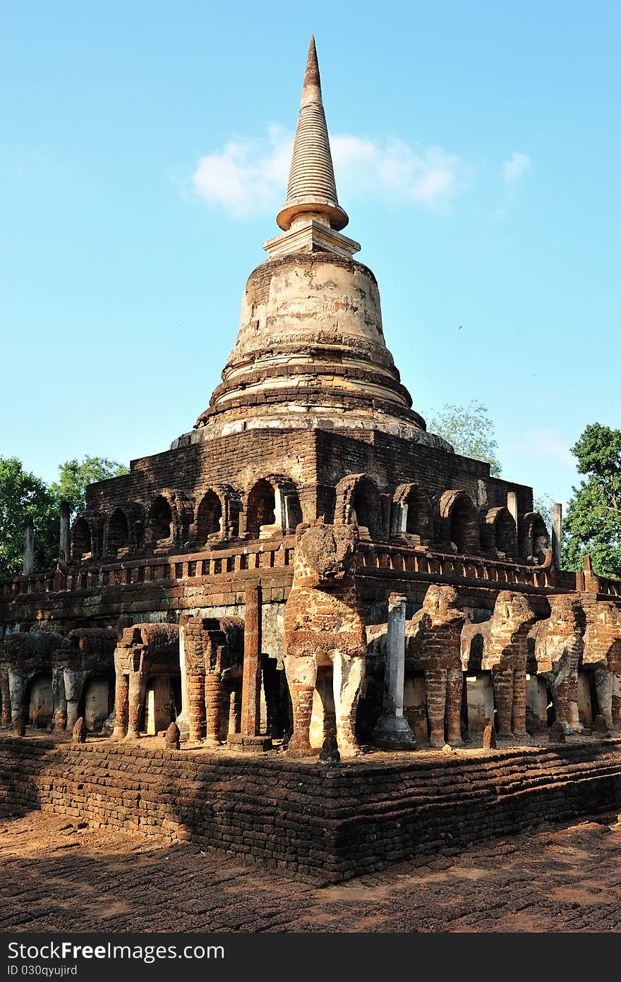 Old temple in Srisatchanalai historical park, Sukhothai, Thailand