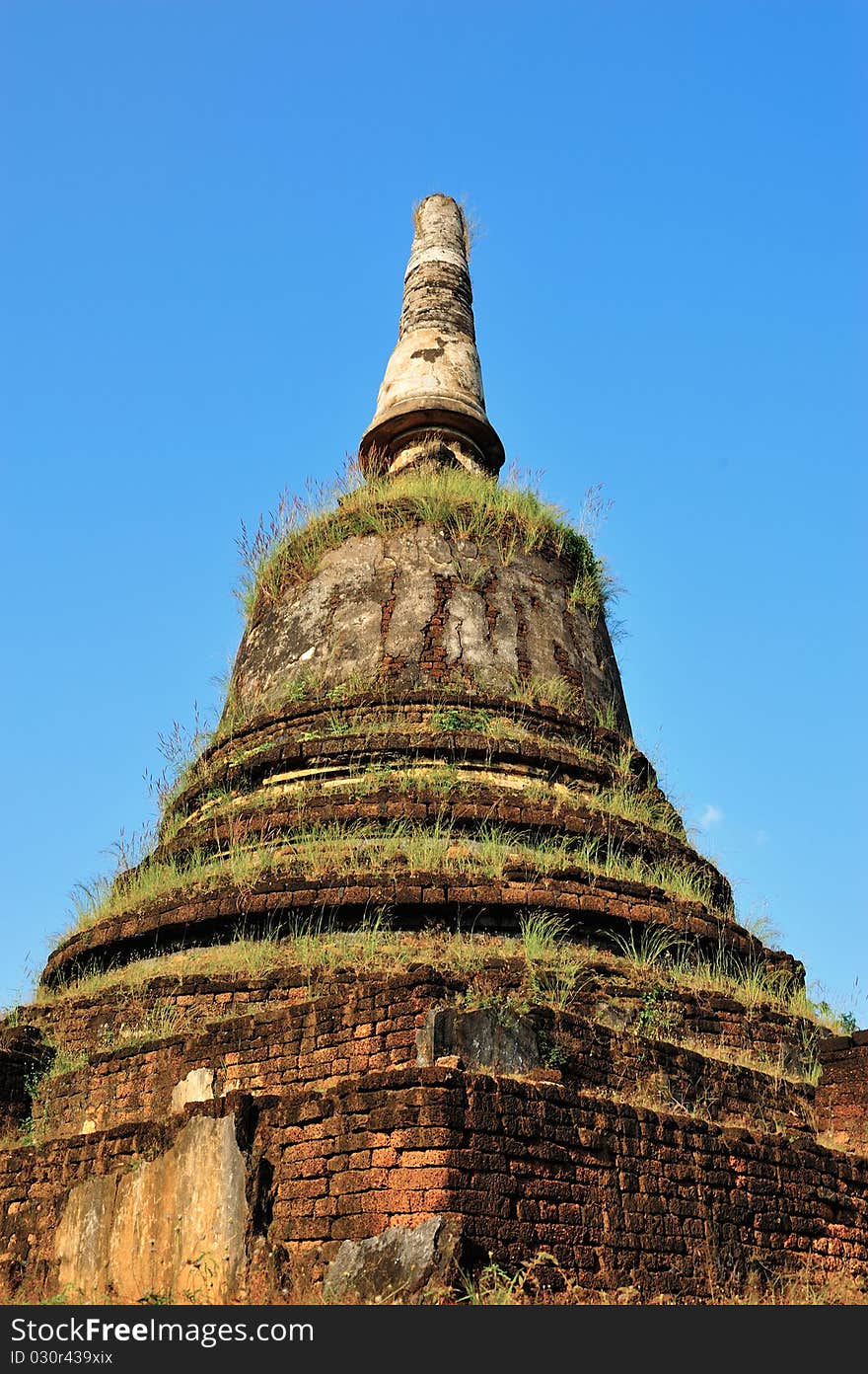 Old pagoda in Srisatchanalai