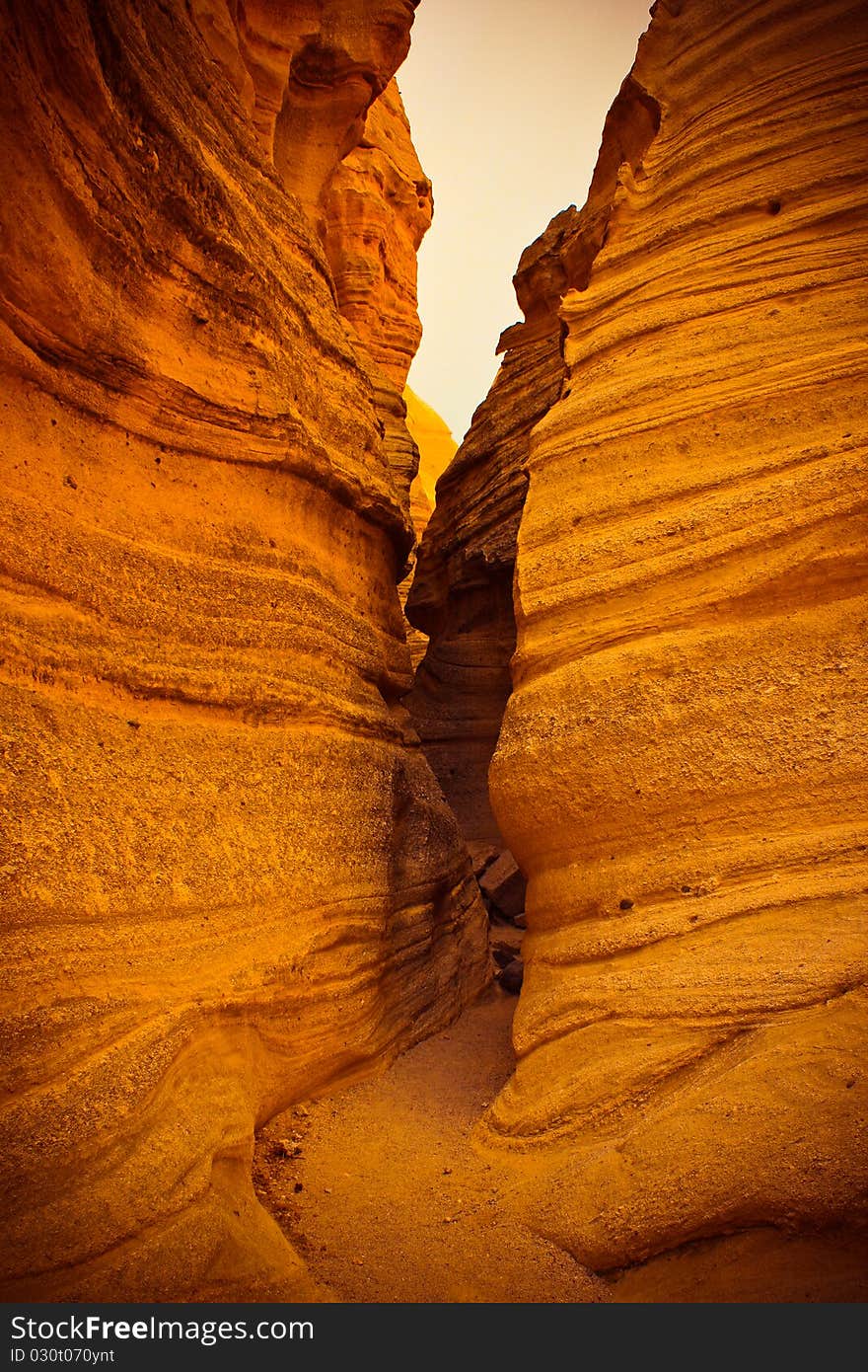 View into the canyon - wonderful lightning