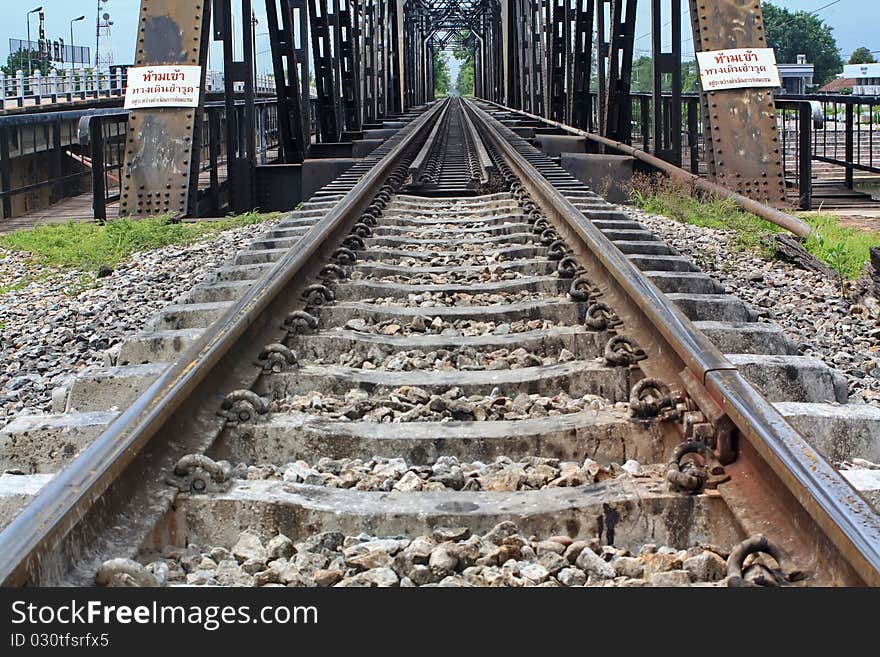 Rail length across the river