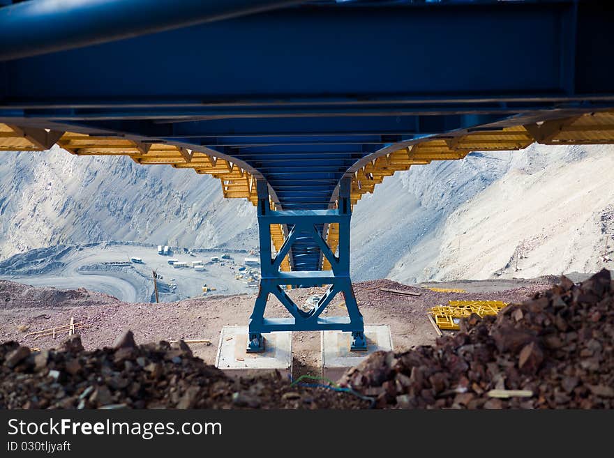 Construction Of The Ore Conveyor