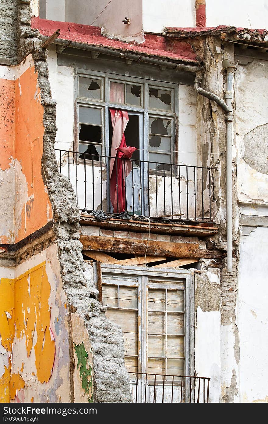 Old houses in Malaga to be demolished. Old houses in Malaga to be demolished