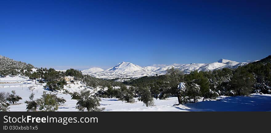 View of the north of Alicante snowed. View of the north of Alicante snowed.