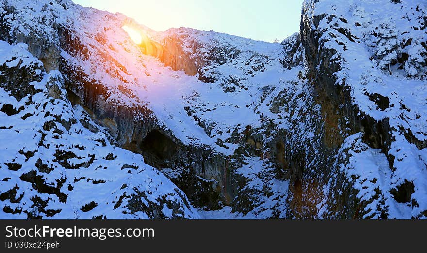 Snowed Mountains