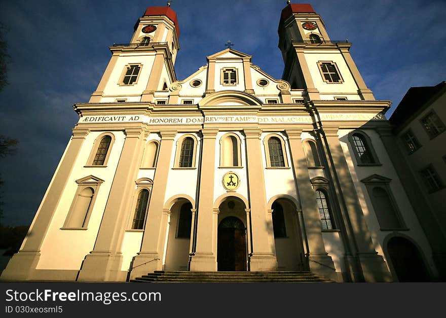 The Swiss Cistercian monastery of St. Urban in Luzerne County, Switzerland, is an example of the Baroque architectural style. The Swiss Cistercian monastery of St. Urban in Luzerne County, Switzerland, is an example of the Baroque architectural style.