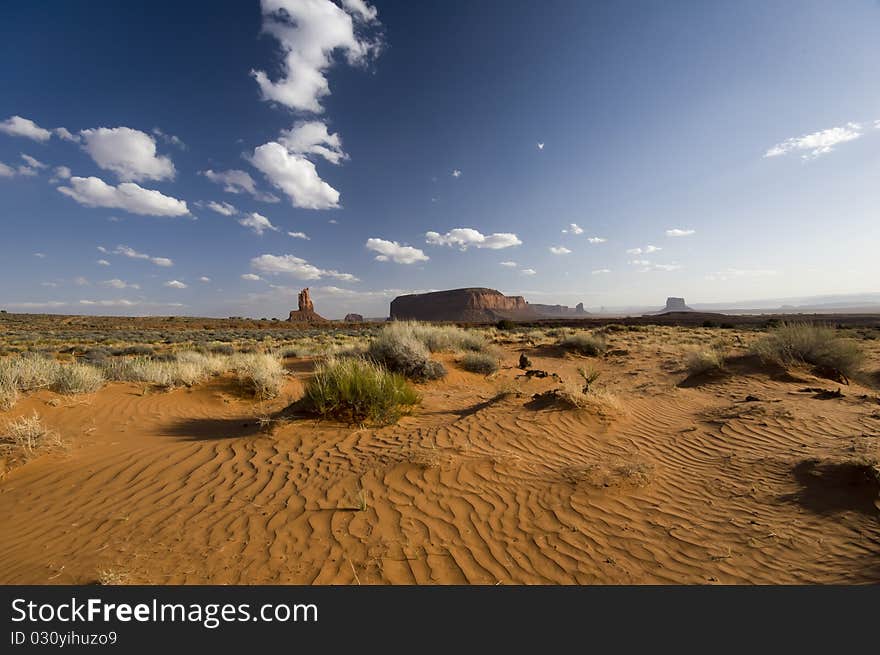 The wind paints the sand of the Great American Desert. The wind paints the sand of the Great American Desert.