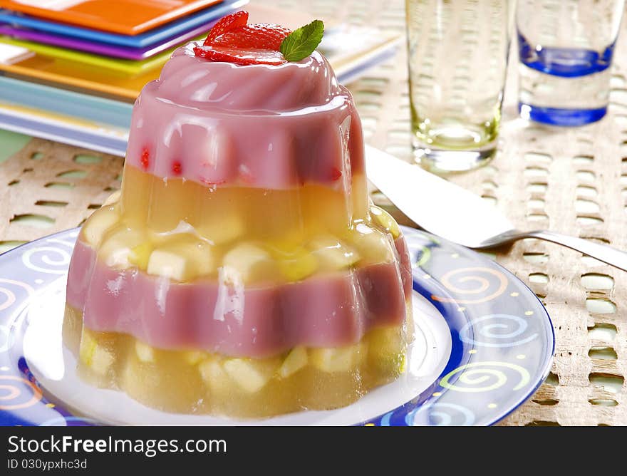 A big jelly to share and celebrate. A big jelly to share and celebrate