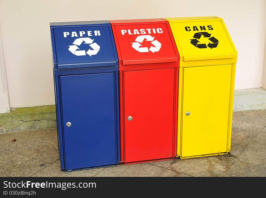 Colorful Recycle Bin