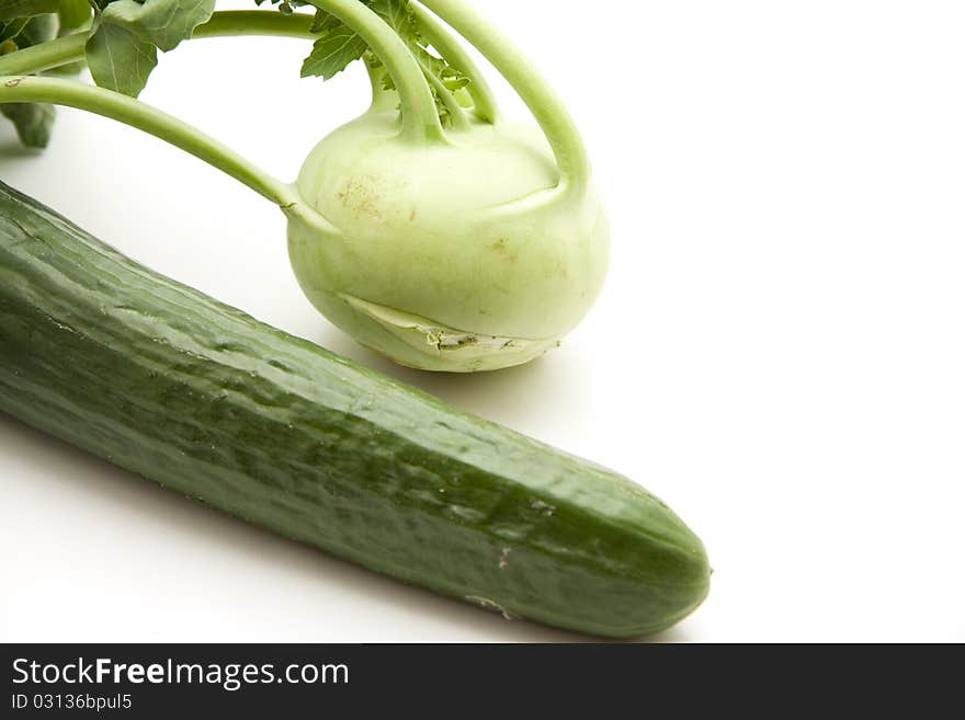 Kohlrabi with cucumber