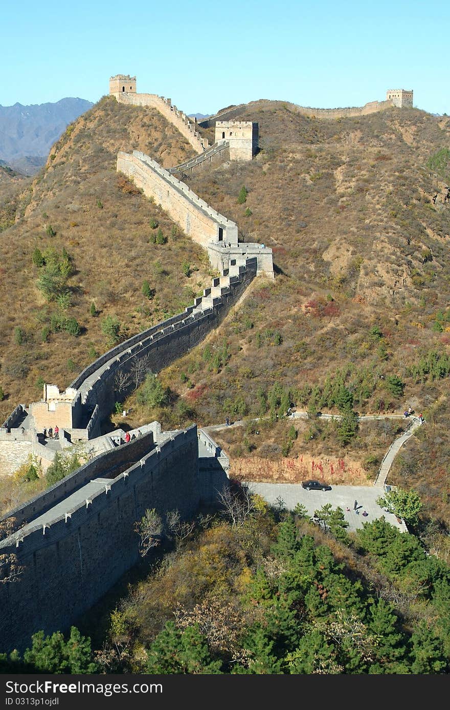 The Great Wall was built in 200 BC, it through northern China and the total length is about 3,000 miles. The Great Wall was built in 200 BC, it through northern China and the total length is about 3,000 miles