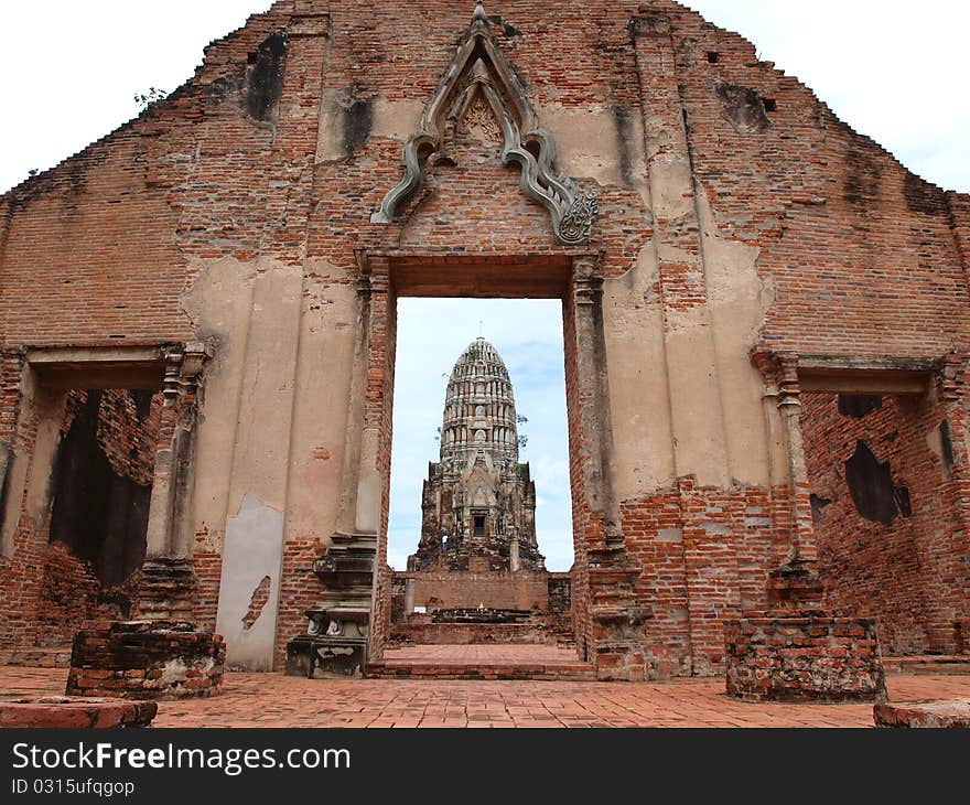 Wat Ratburana, Ayutthaya