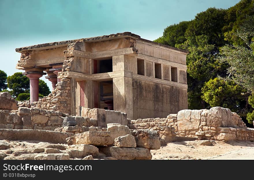 Knossos Palace .