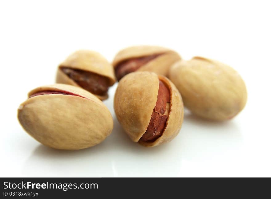 Dried pistachio