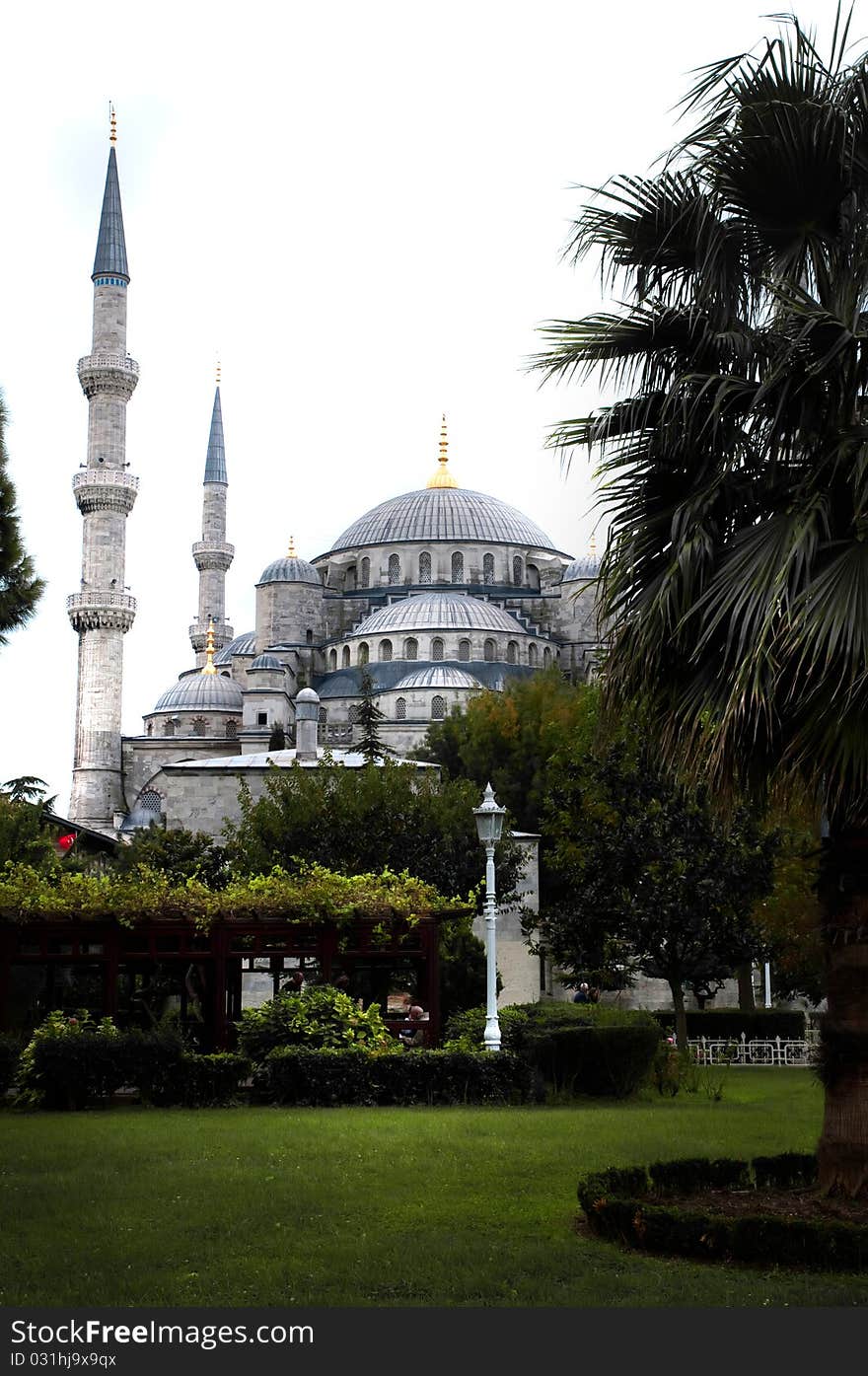 Beautiful Sultanahmet Mosque in Istanbul