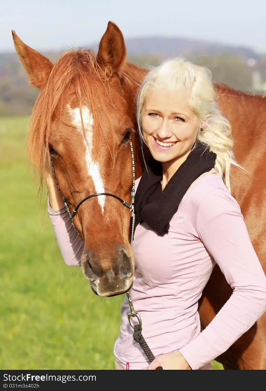 Sarah and her Arabian mare Maydara. Sarah and her Arabian mare Maydara