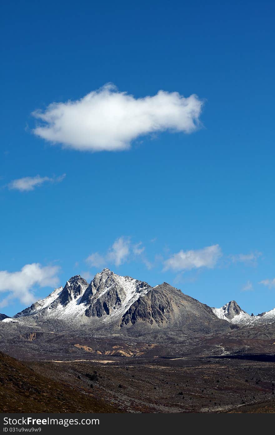 Snow mountain in chuanxi plateau,near xinduqiao,where knows as heaven of photography