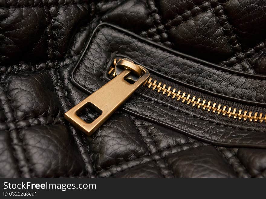 Leather bag zipper