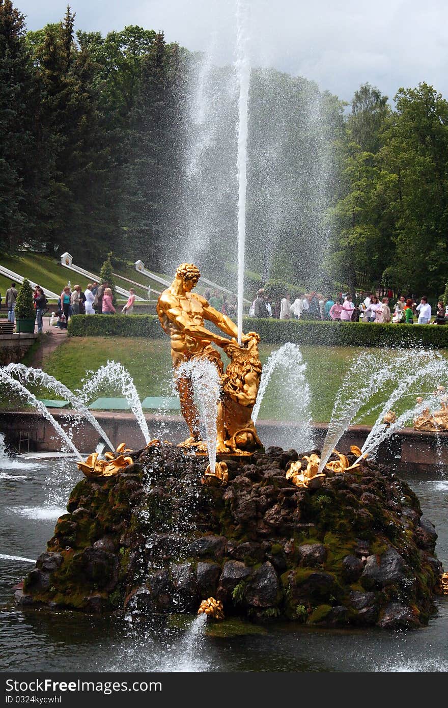 Peterhof Fountain of Samson tearing the jaws of a lion