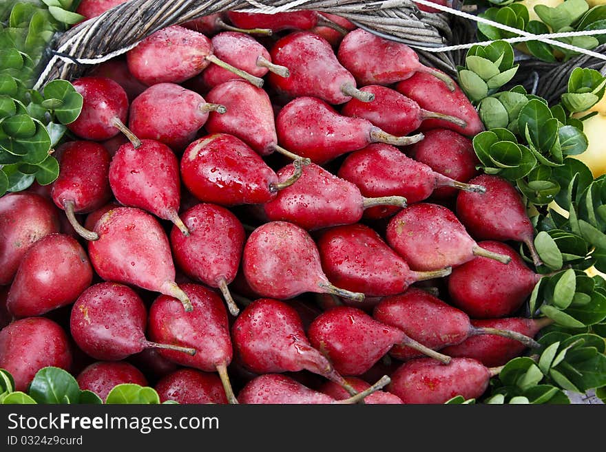 the basket of abundance fruit