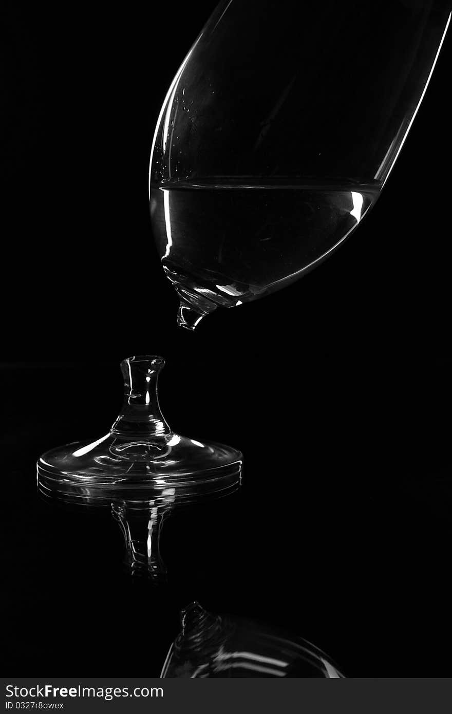 Photo shadow wine Glass in dark. Photo shadow wine Glass in dark