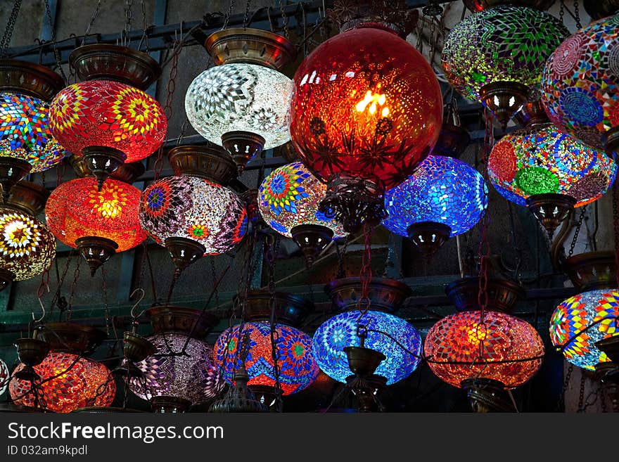 Glass varicoloured lamps