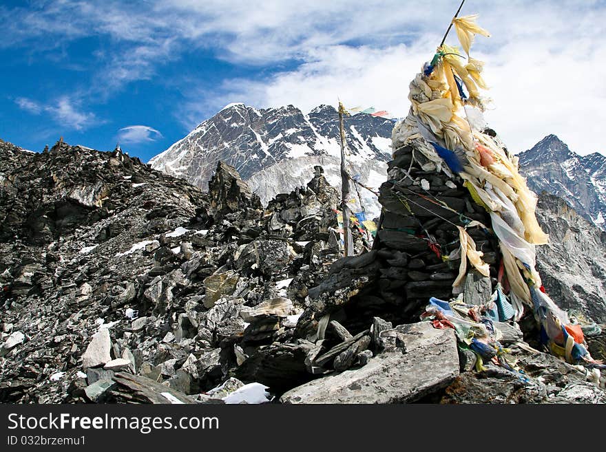 Prayer flags on a top of Kongma La pass