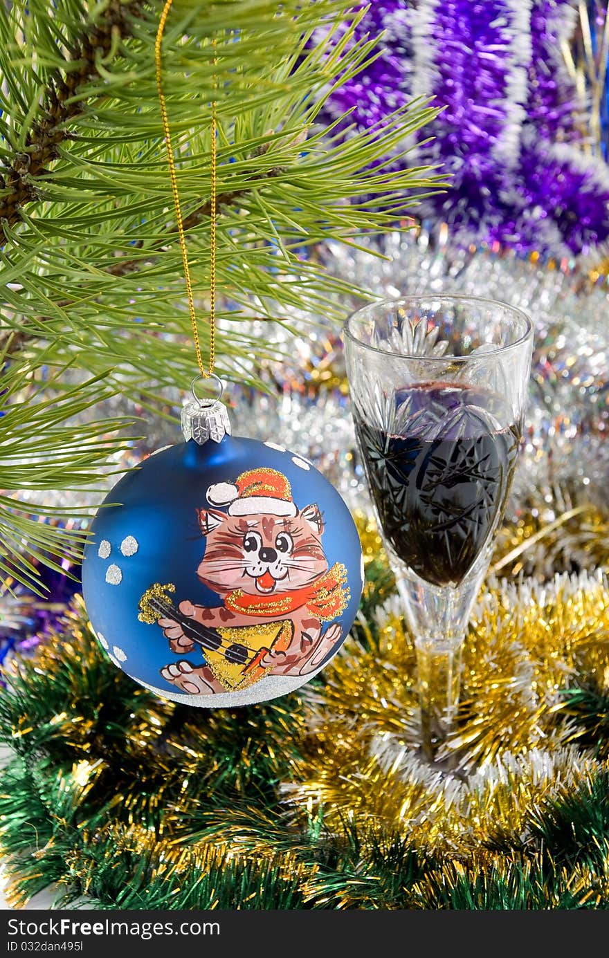 Christmas-tree with decoration and wine