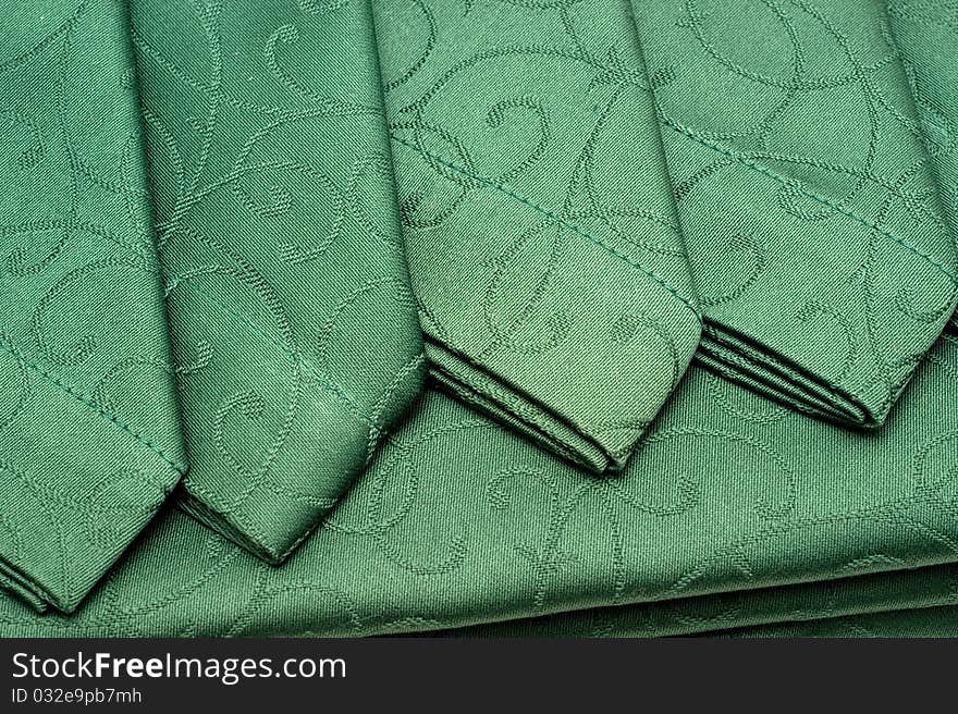 Green Tablecloth And Napkin