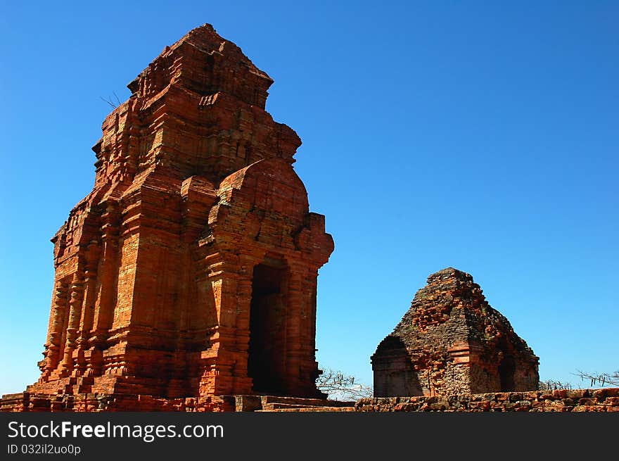 Scenery of famous temple relics in Vietnam