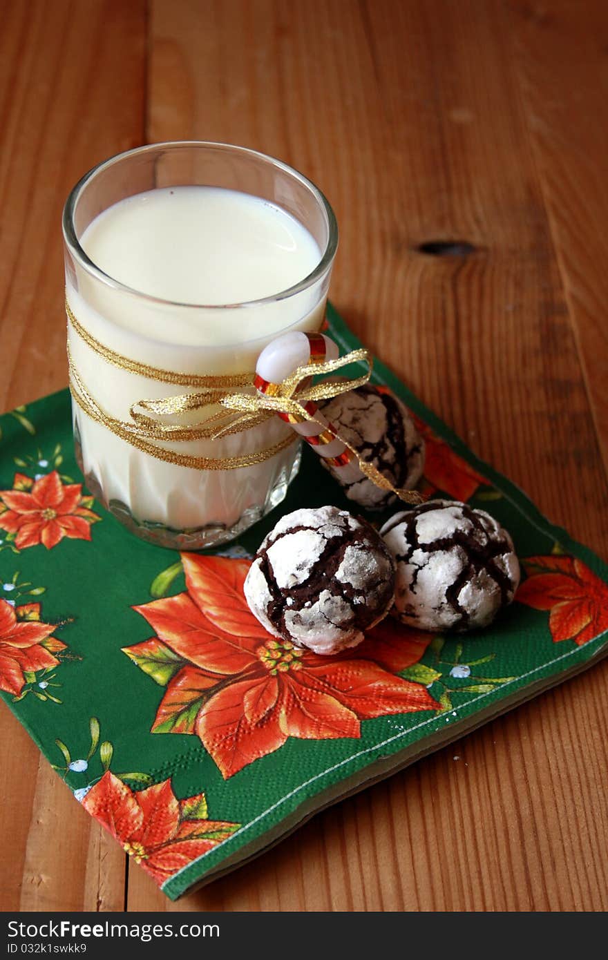 Chocolate crinkles and a glass of milk