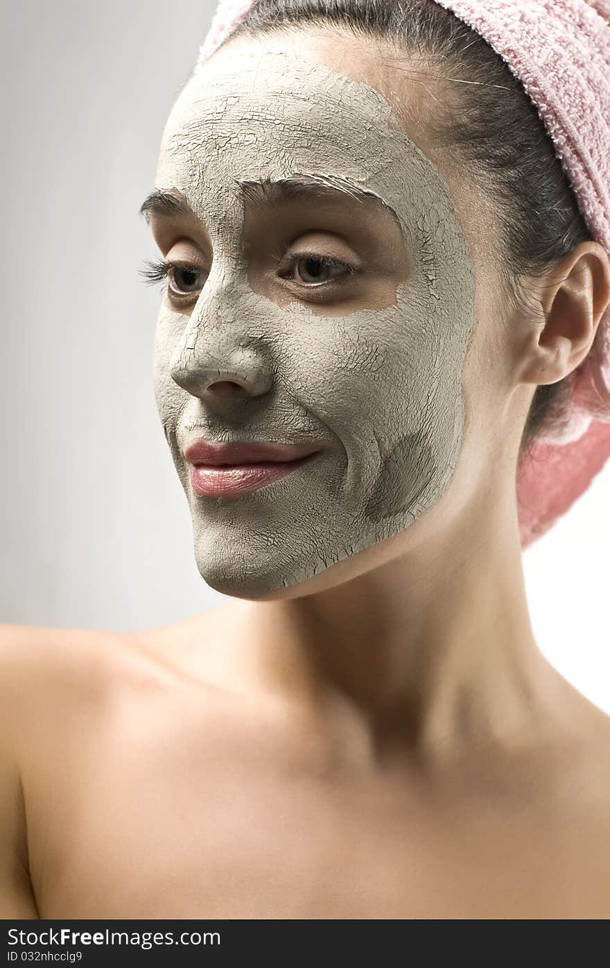 Beautiful woman doing a beauty treatment